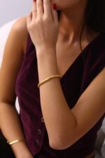 Yılan Derisi Dokulu Gold Kaplama Şık Bileklik – 925 Ayar Gümüş - Görsel 4