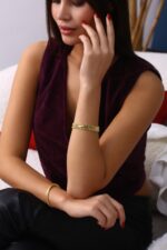 Geniş Form Gold Kaplama Modern Zincir Bileklik – 925 Ayar Gümüş - Görsel 5