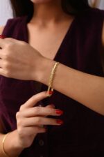 Gold Kaplama Geometrik Dokulu Özel Tasarım Bileklik – 925 Ayar Gümüş - Görsel 3