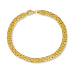 Zarif dokusu ve akıcı formuyla bilekte adeta ipek gibi duran, klasik şıklığın modern yorumunu sunan gold kaplama balık sırtı bileklik.