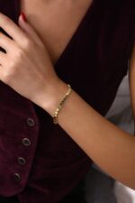 Geniş Form Geometrik Zincir Altın Kaplama Bileklik - Görsel 3