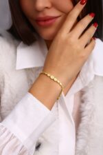 Üç Boyutlu Zigzag Form Altın Kaplama Modern Bileklik - Görsel 4