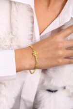 Taş Detaylı Yuvarlak Plaka Altın Kaplama Zarif Bileklik - Görsel 4