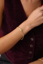 Kilit Motif Detaylı Kalın Altın Kaplama Bileklik - Görsel 4