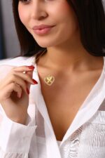 Kalp Formu Taşlı Zarif Altın Kaplama Gümüş Kolye - Görsel 4