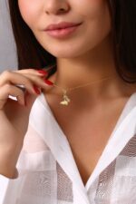 Renkli Taş İşlemeli Kelebek Altın Kaplama Gümüş Kolye - Görsel 4