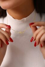 Taşlı Sonsuzluk Yazılı Love Kolye - Görsel 3