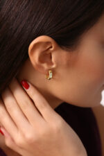 Sekizgen Tasarım Taş Detaylı Altın Kaplama Halka Küpe - Görsel 2