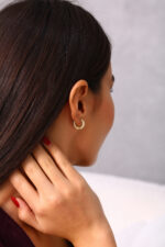 Sekizgen Tasarım Taş Detaylı Altın Kaplama Halka Küpe - Görsel 3