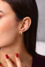 Burgu Model Altın Kaplama Halka Küpe - Görsel 4