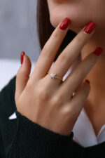 Yıldız Form Baget Taşlı Kadın Yüzük 925 Ayar Gümüş - Görsel 9