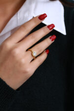 Işıltılı Tektaş Çevresi Taşlı Gold Yüzük - Görsel 8