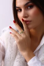 Yeşil Taşlı Taç Model Gold Kadın Yüzük - Görsel 2