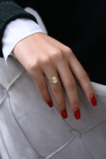 Kart Motifli Modern Gold Kadın Yüzük - Görsel 3