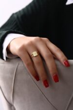 Kart Motifli Modern Gold Kadın Yüzük - Görsel 6