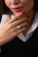 Kart Motifli Modern Gold Kadın Yüzük - Görsel 8