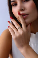 Güneş Motifli Işıltılı Gold Kadın Yüzük - Görsel 4