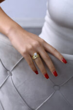 Zincir Detaylı Tektaş Gold Kadın Yüzük - Görsel 2