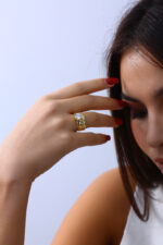 Zincir Detaylı Tektaş Gold Kadın Yüzük - Görsel 9